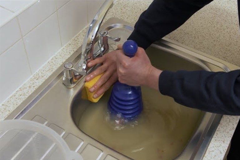 Sink Choke Clearing